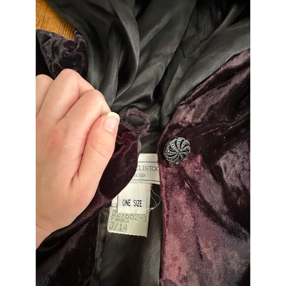 Vintage Jessica McClintock Gunne Sax Hooded Cloak Cape Black Velvet Gothic OS - Picture 8 of 11